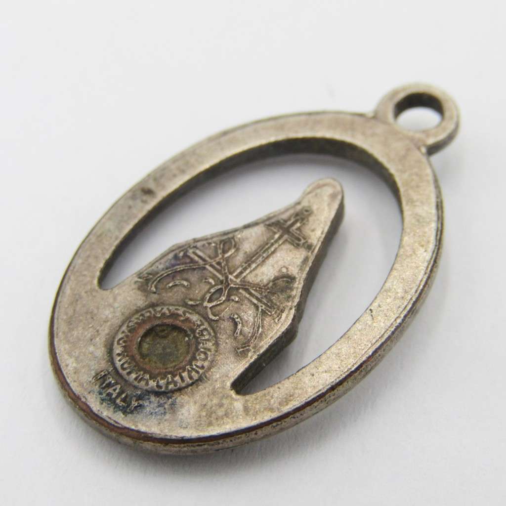 Italian Pray for US catholic pendant with date 1830