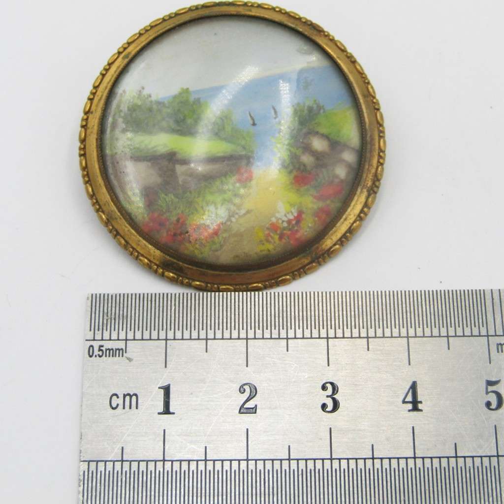 Handpainted antique brooch & pendant in one