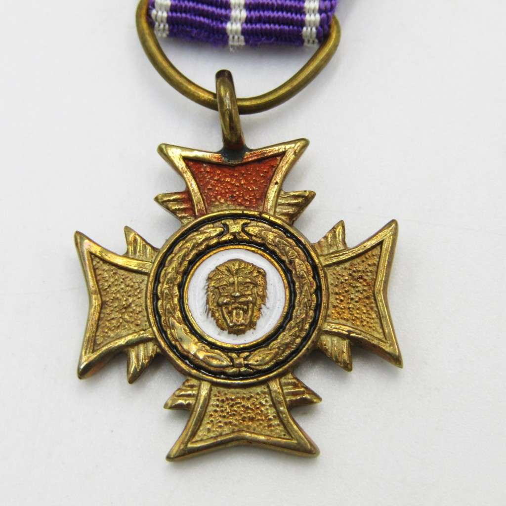 Bronze cross of Rhodesia Air Force miniature medal - Livingston mint issue