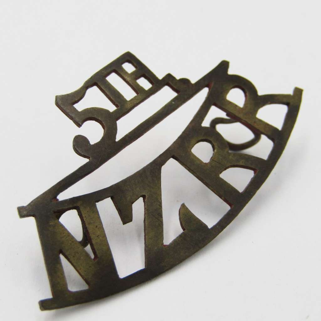 Boer War 5th New Zealand Rough Riders slouch hat badge - only 591 troops in this unit