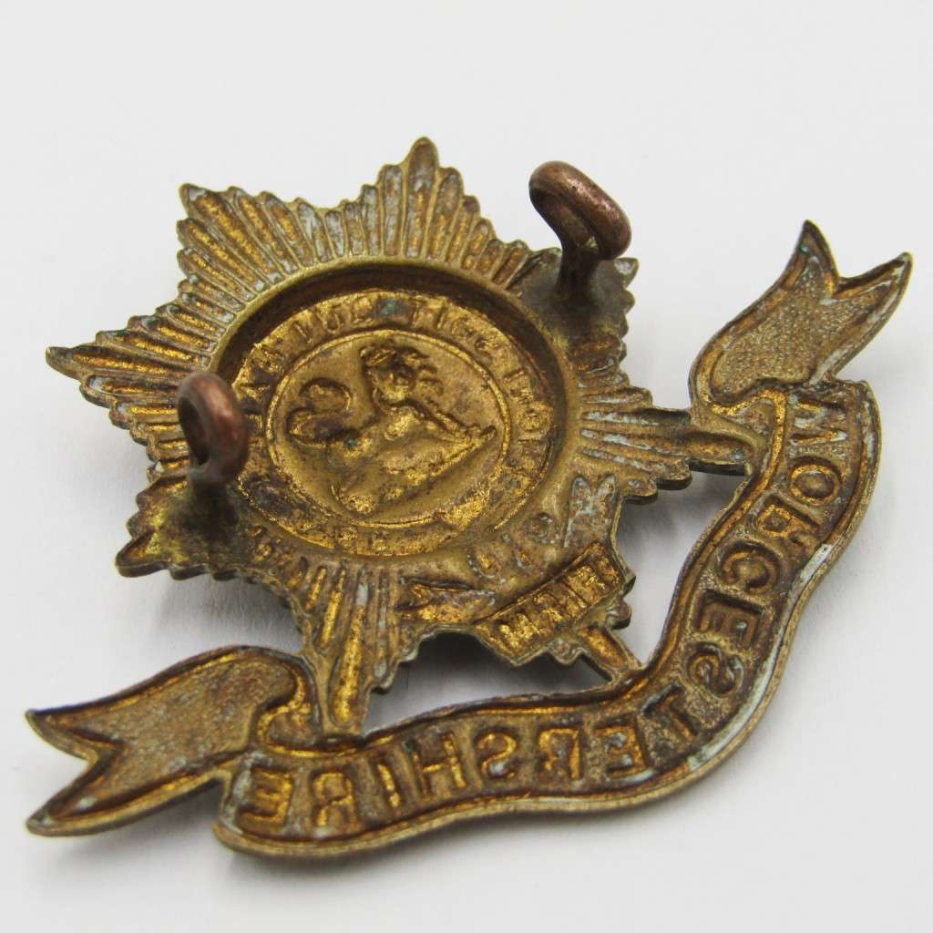 Royal Army Worcestershire regiment cap badge