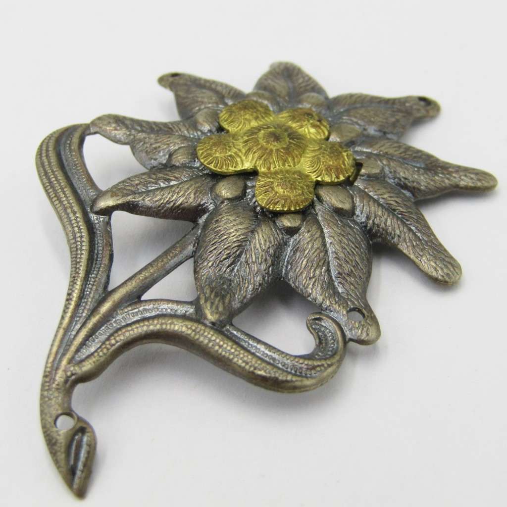 Lot of 4 German Edelwelss metal badges