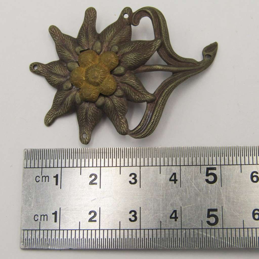 Lot of 4 German Edelwelss metal badges