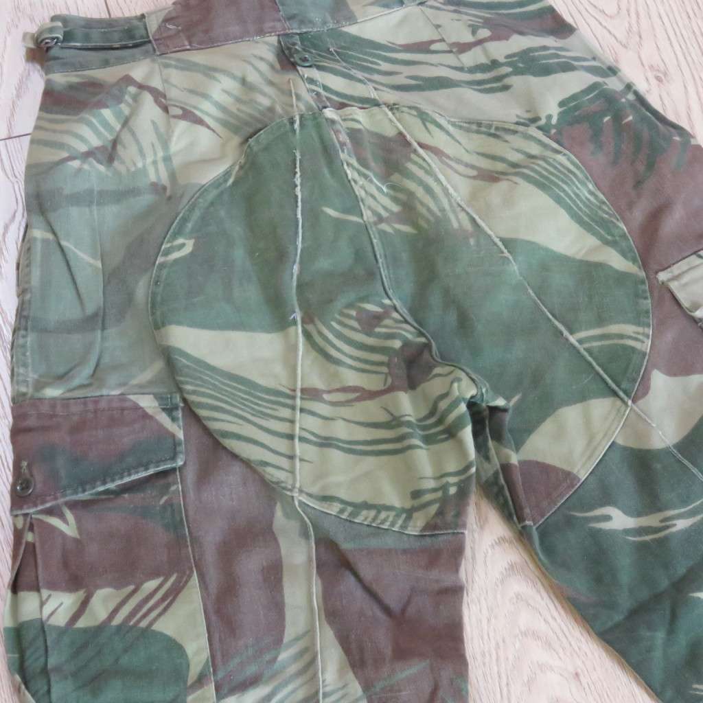Rhodesian Army Camo combat trousers - size 30 -  full length 105cm, waist 38cm