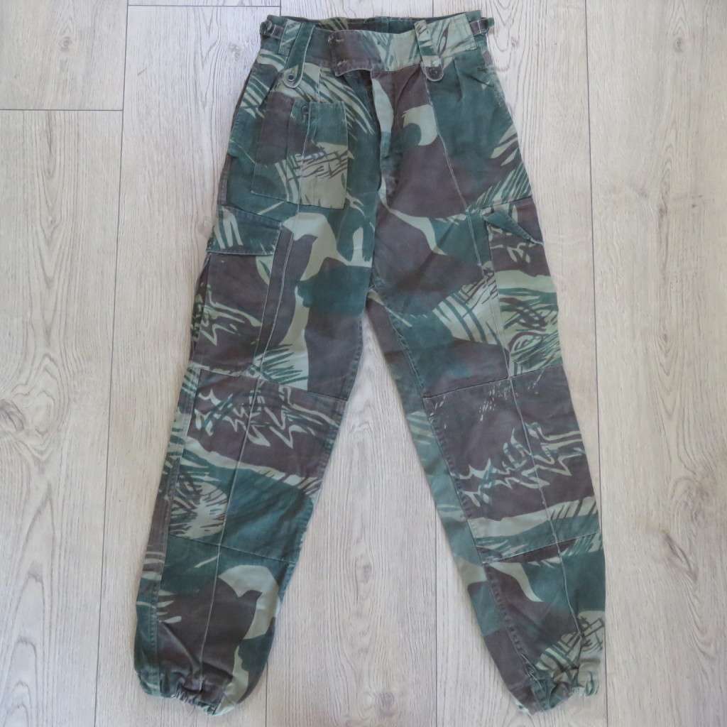 Rhodesian Army Camo combat trousers - size 30 -  full length 105cm, waist 38cm