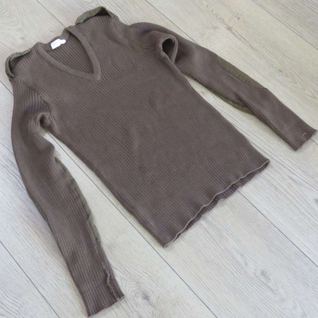 SA Army Nutria Jersey - size Large - full length 66cm, chest 29cm, full arm length 67cm