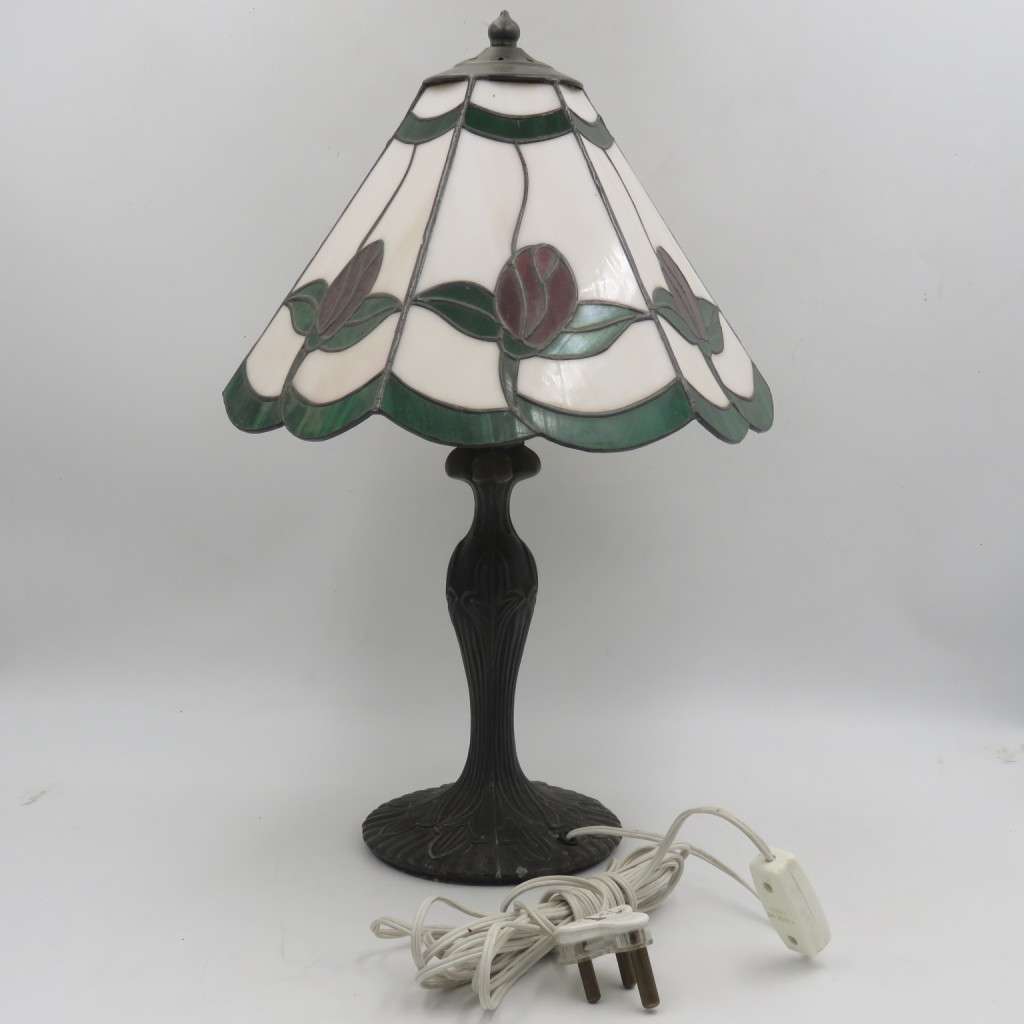 Vintage bronze lamp with beautiful lead glass shade