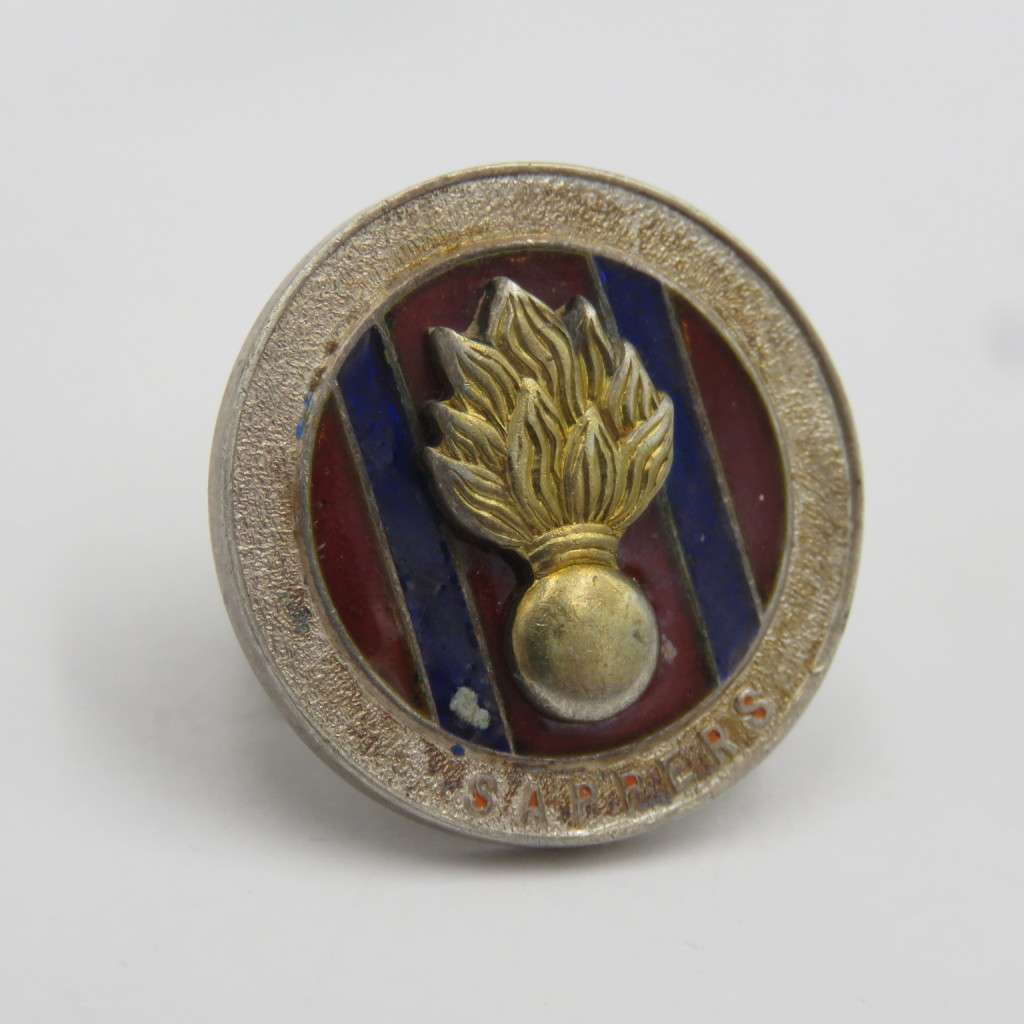 SA Engineers Corps ( SAPPERS) sterling silver button  badge