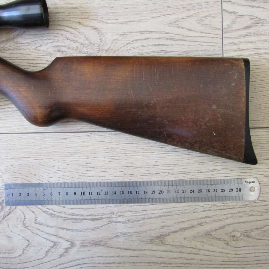 Vintage Gecado model 50 Air Rifle .177 with scope