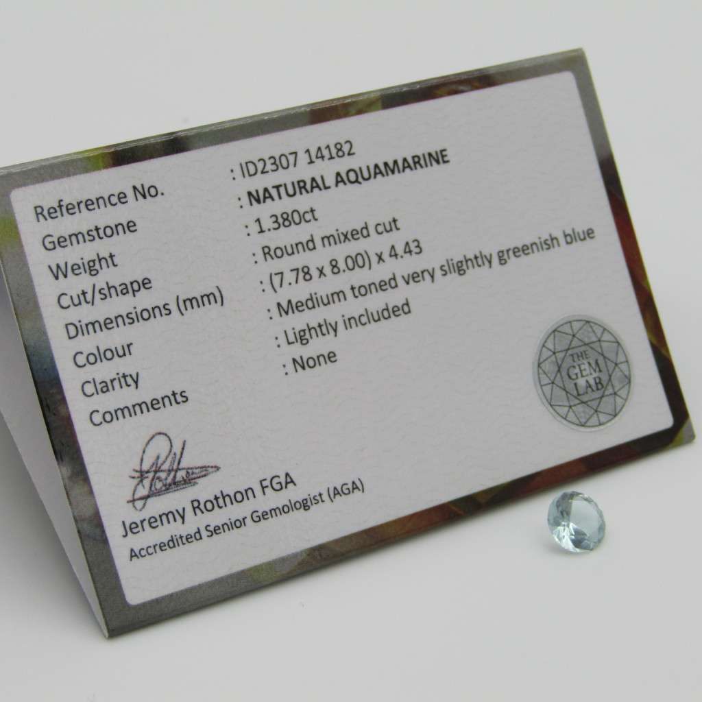 Natural Aquamarine of 1,38 carat - Round mixed cut - very slightly greenish blue with Gemlab