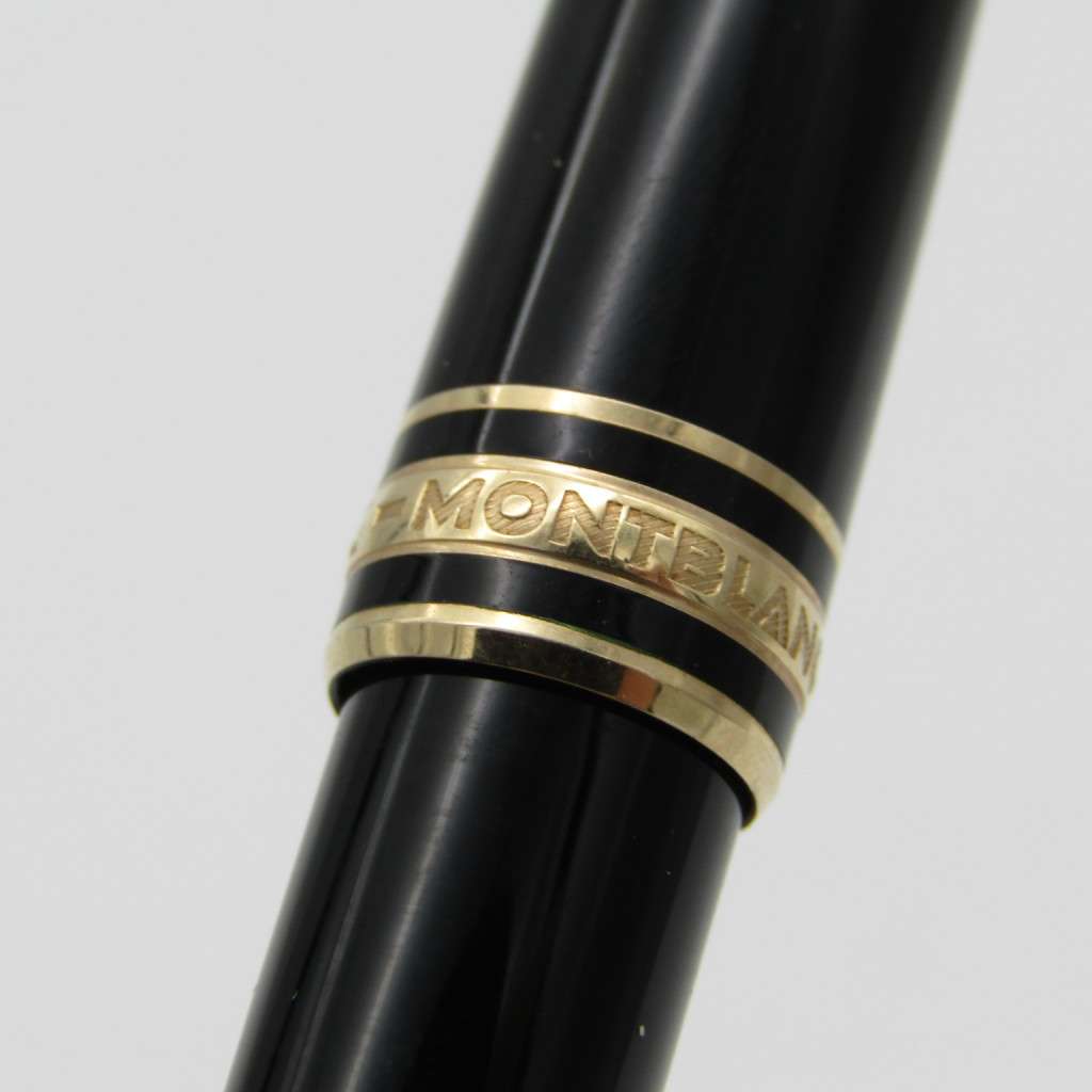 Mont Blanc Meisterstuck roller ball pen in box - serial #KB251343