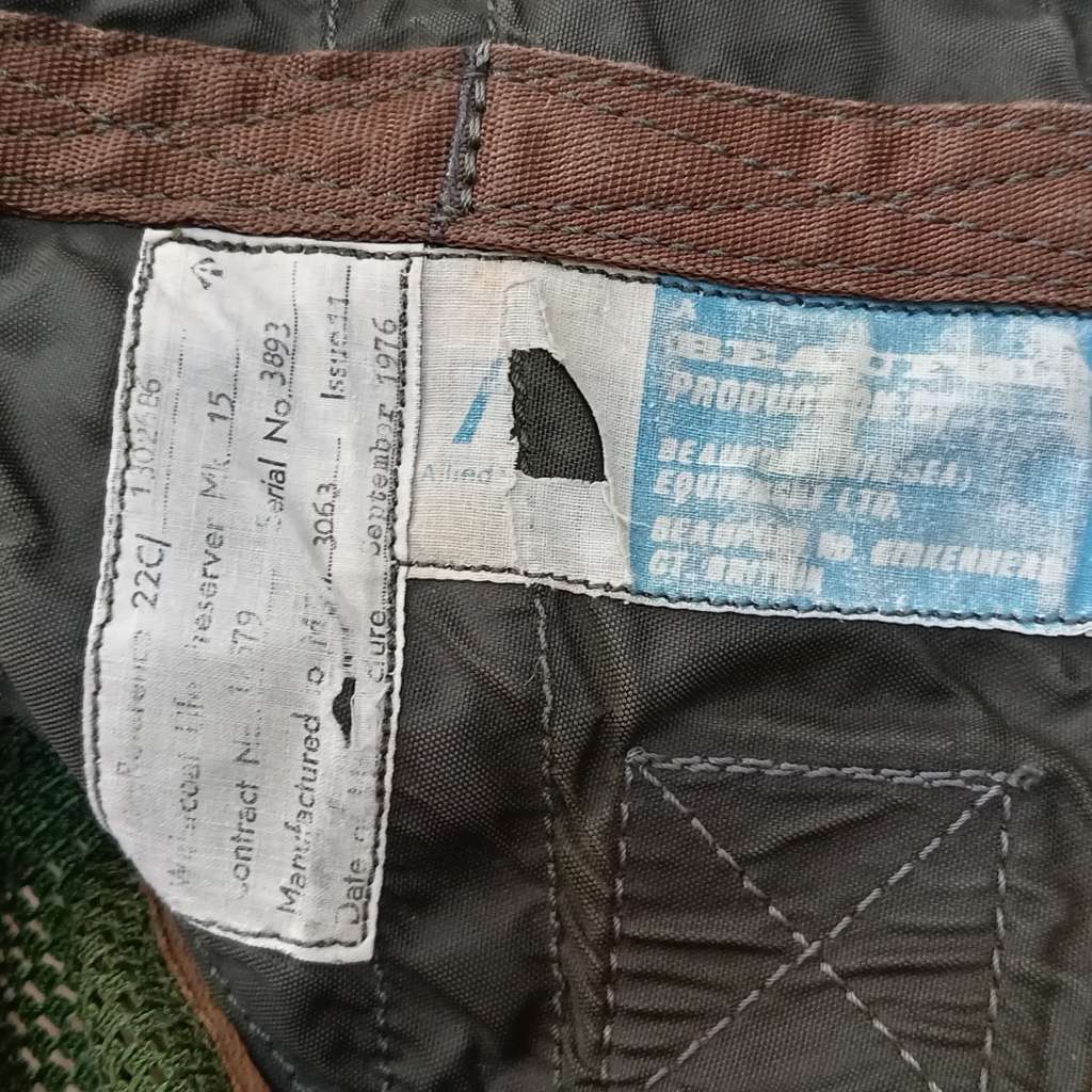 British RAF MK15 waistcoat life preserver - no accesories