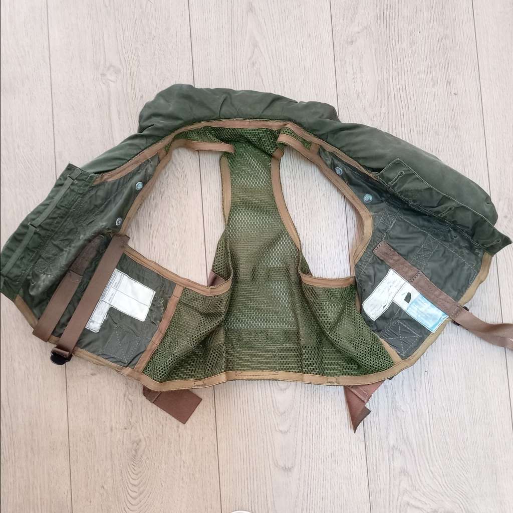 British RAF MK15 waistcoat life preserver - no accesories