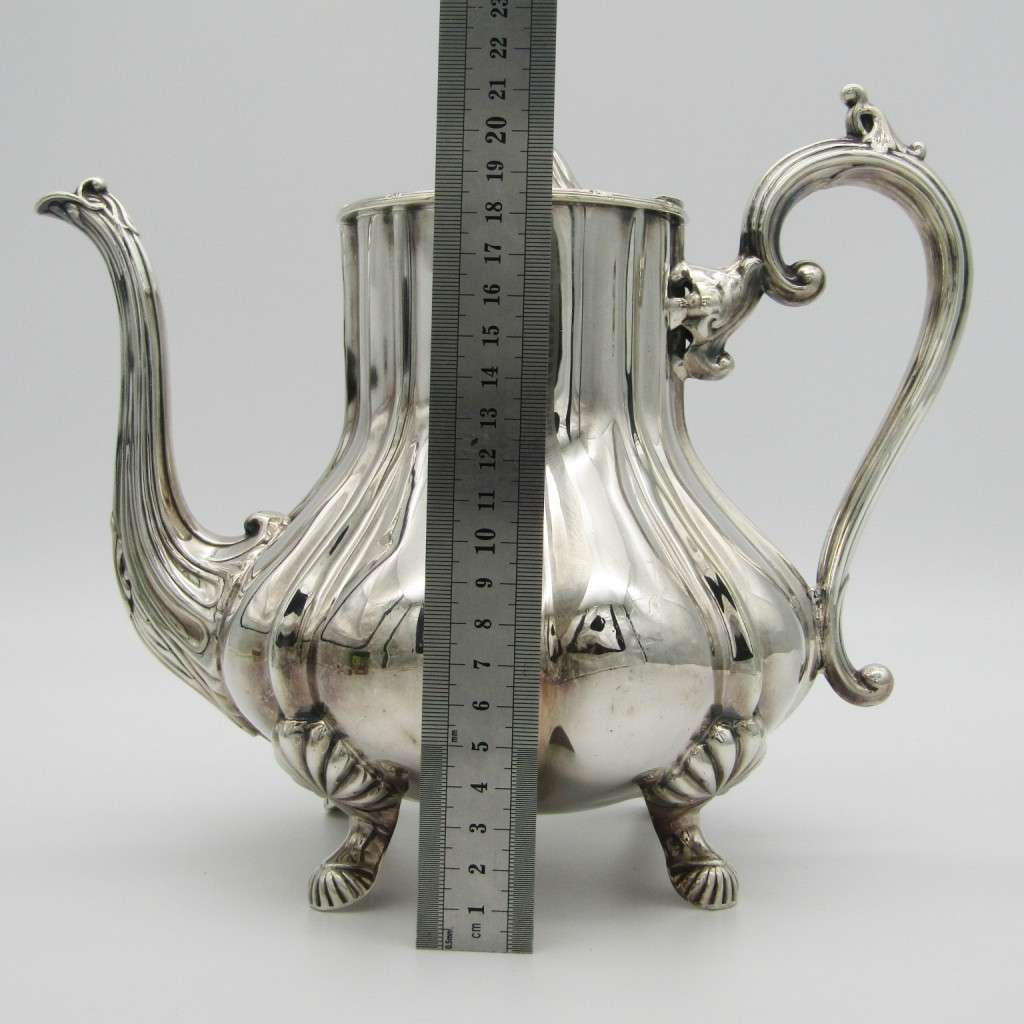 Vintage silverplated coffee pot - excellent condition