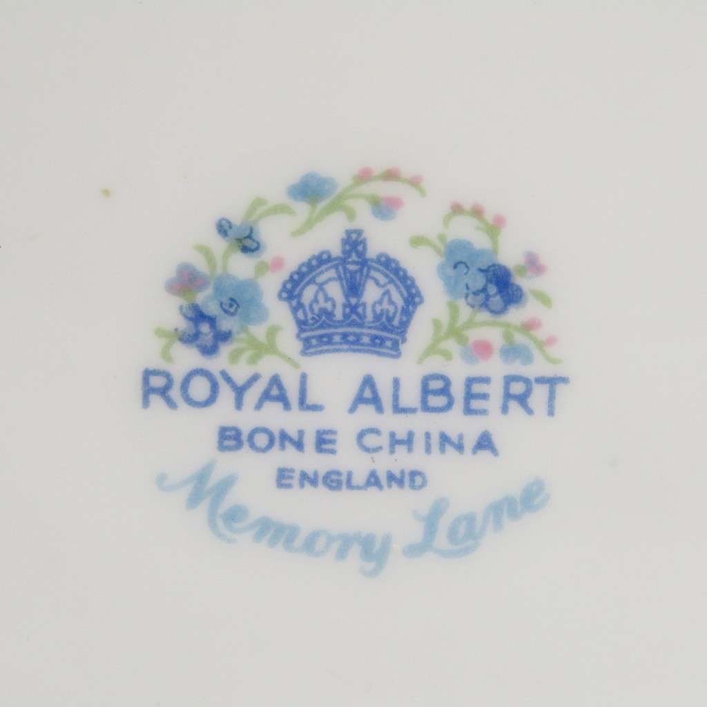 Vintage Royal Albert Memory Lane porcelain Tea Pot