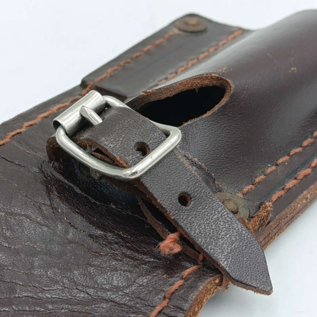 Leather 1907 Pattern .303 bayonet frog