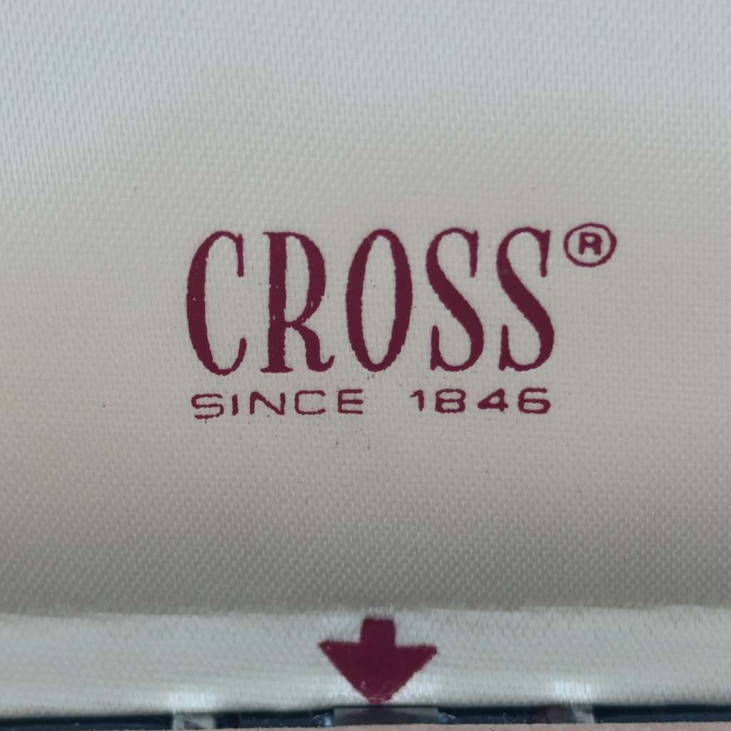 Vintage Cross gold colour slimline pen in case