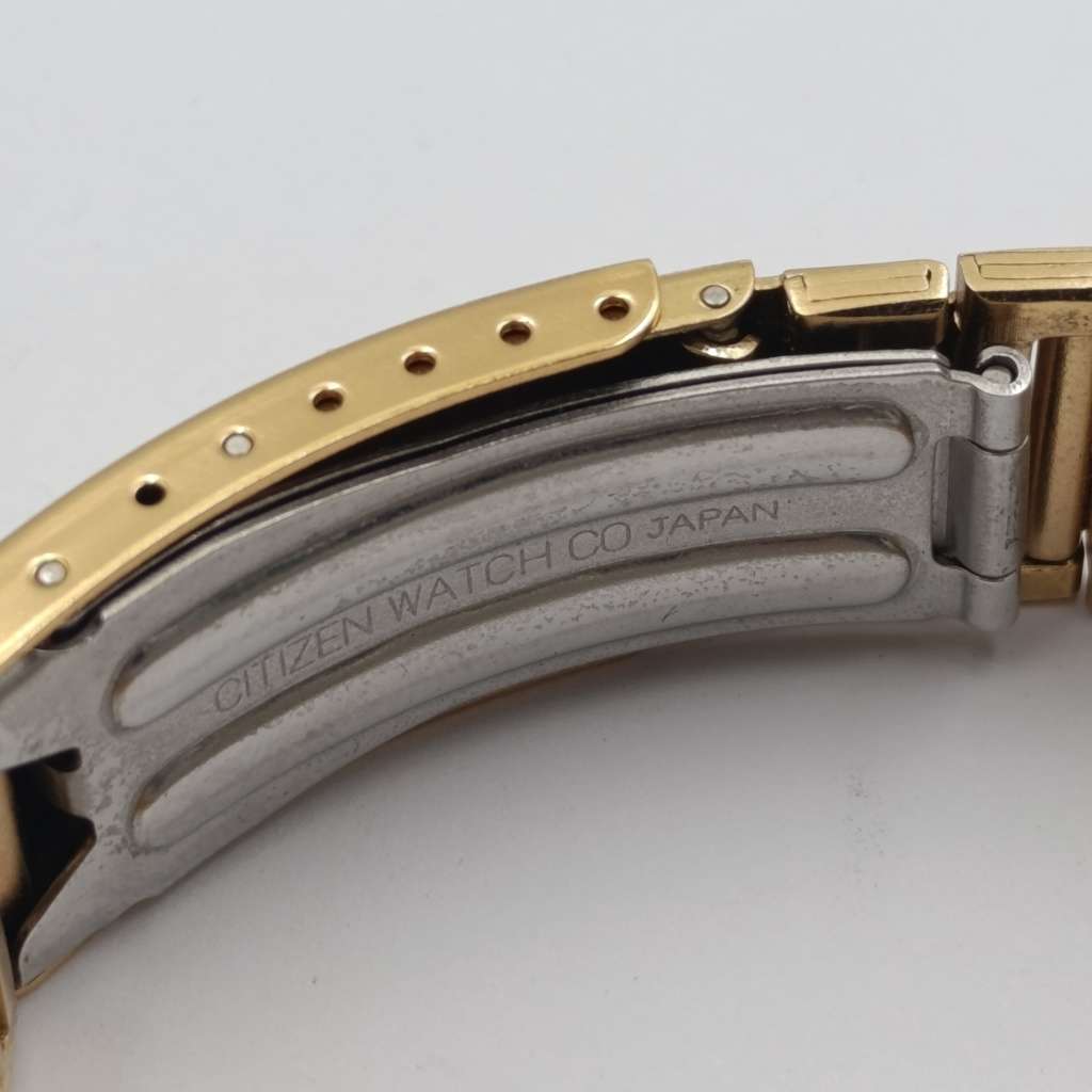 Vintage Seiko 7F22 dual dial quartz watch - working - 7F22-5000