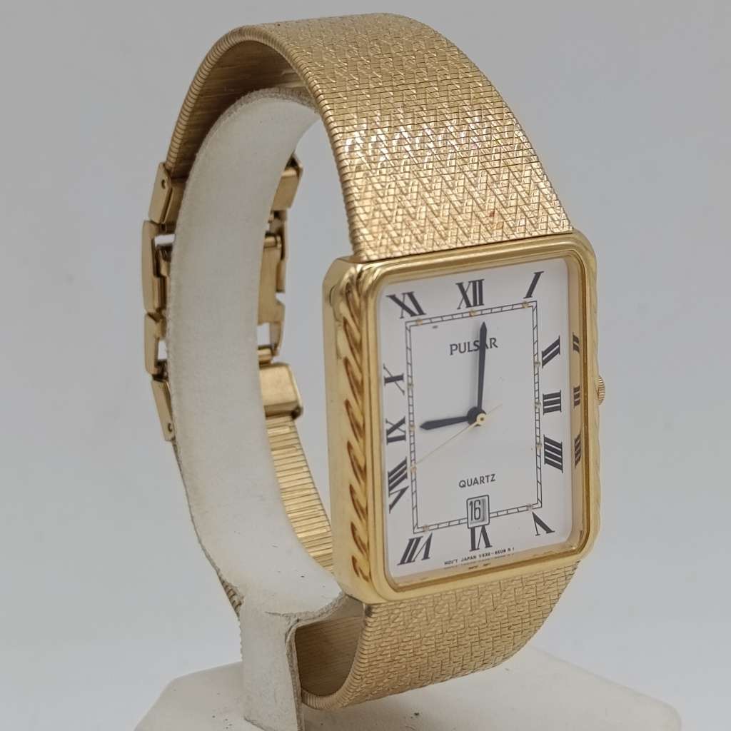 Vintage Pulsar Quartz dress watch - working