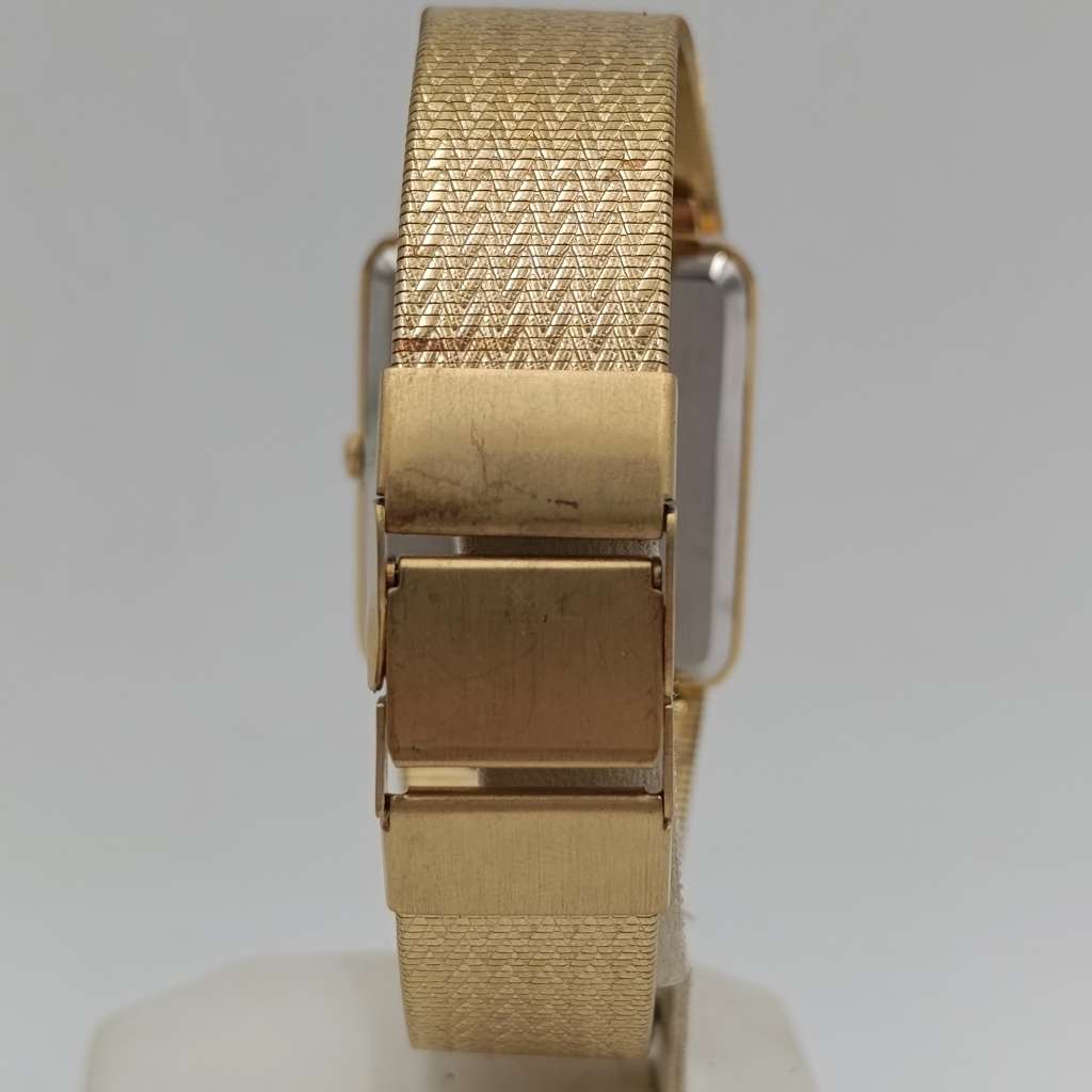 Vintage Pulsar Quartz dress watch - working