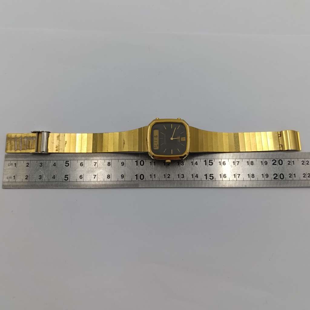 Vintage Seiko Quartz alarm-chronograph analog-digital gold colour mens watch - working