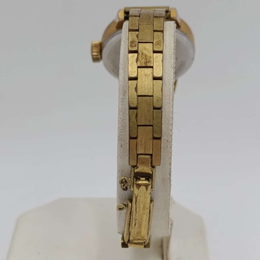 Vintage Lanco manual wind ladies watch - working