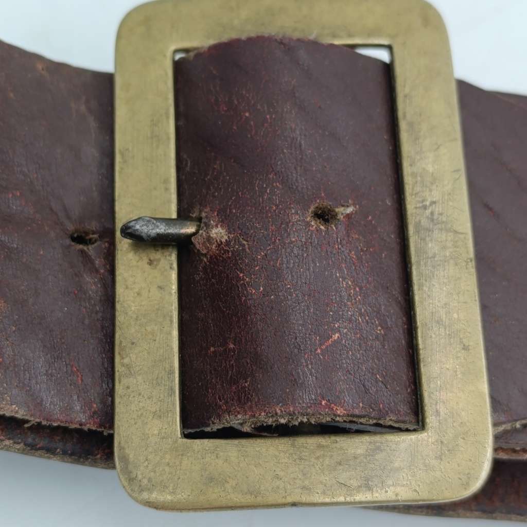 Old Leather military 12 round shotgun ammo belt  104cm long