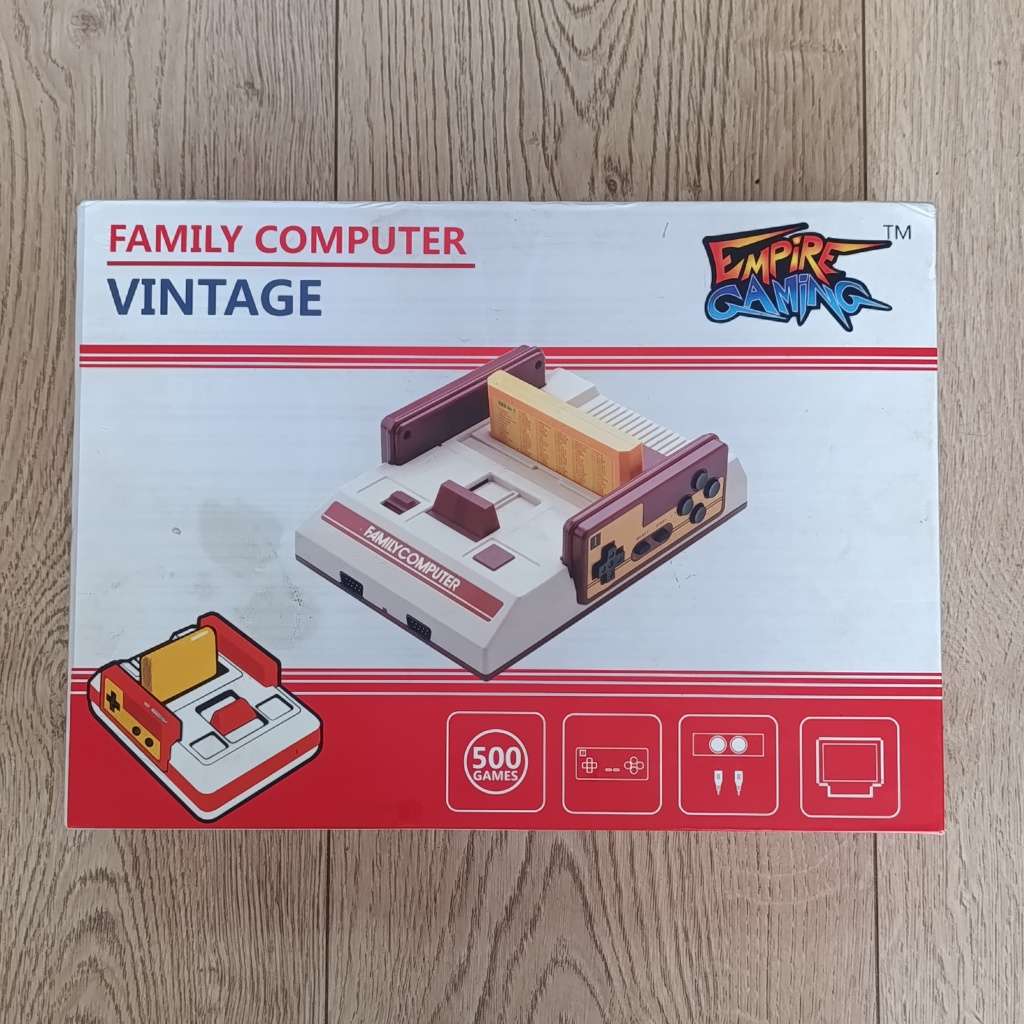 Family Computer Vintage TV Games console with game