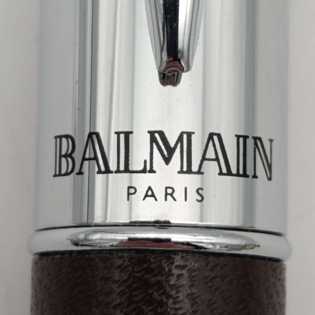 Balmain Rollerball and ballpoint pen set in case