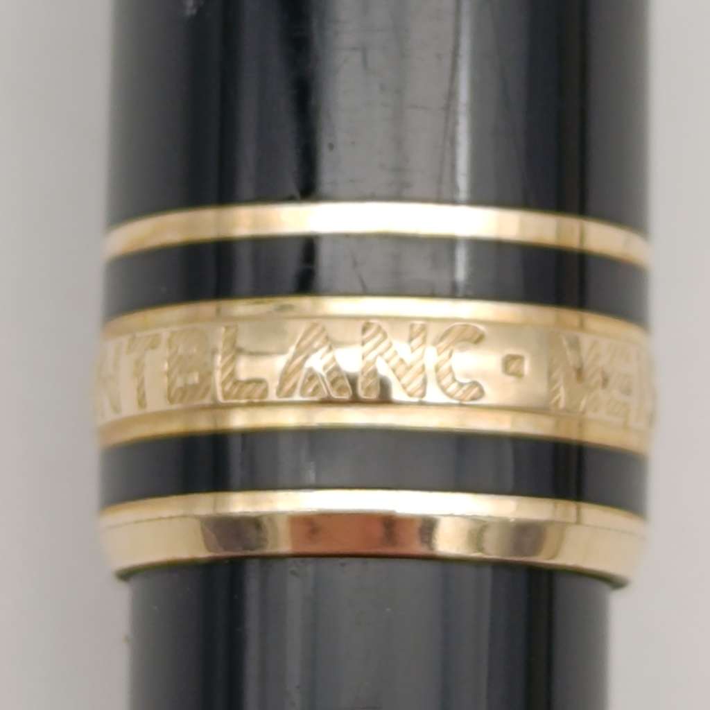 Original Mont Blanc Meisterstuck Pix ballpoint pen in original box - serial GN1647360