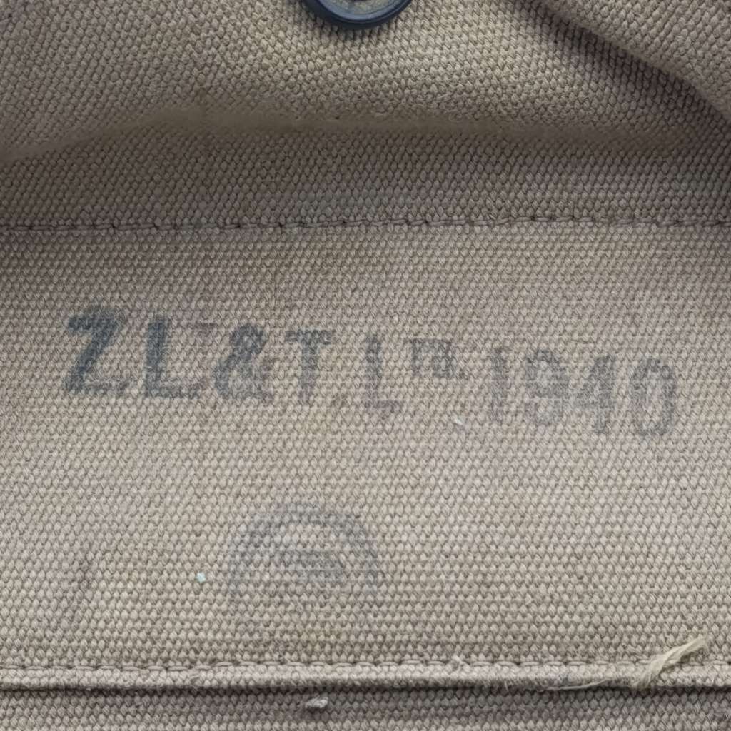 WW2 SA Union Defence force Khaki pouch with binoculars