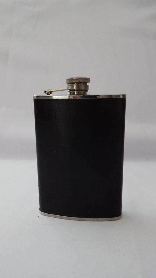 Stainless steel flask 8oz - 13.5cm in height - as per photo