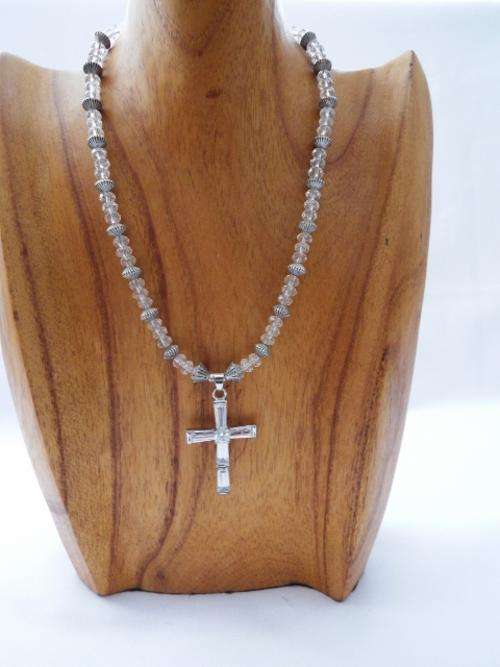 Crystal necklace with beautiful cross pendant - as per photo