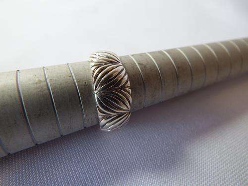 Silver ring - weighs 2,8 grams - as per photo