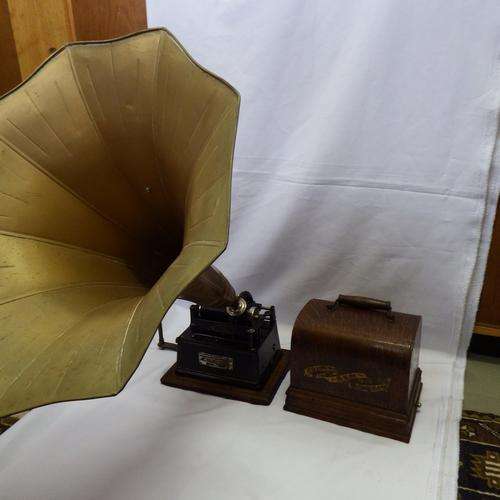 Antique Edison Gem phonograph - Type 1 "GEM" with original small Edison horn and large brass horn