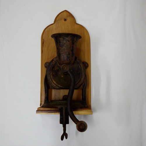 Love Lock coffee grinder No.3 - Mounted on wooden plaque - Length : 40cm