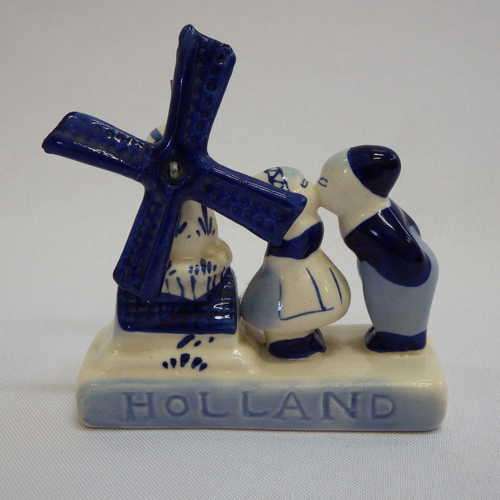 Delft Holland mill with kissing couple