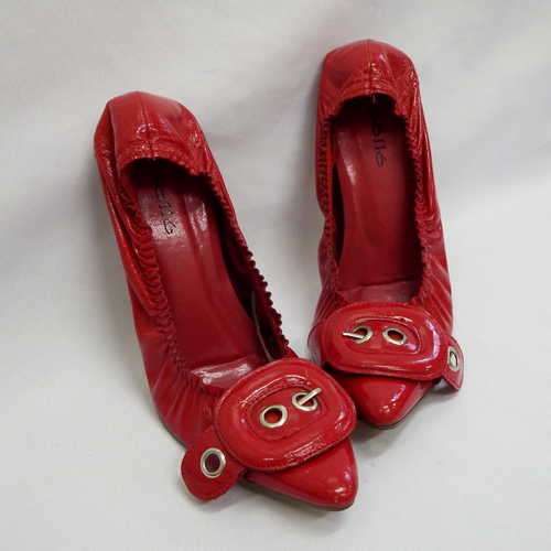 Red kitten heel shoes - Size : 6 ( Only worn once )