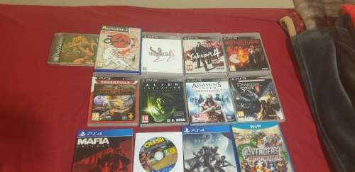 Video game bundle for sale! Read description