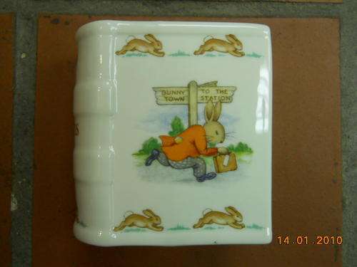 BUNNYKINS MONEY BOX made of porcelain.