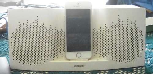 Bose External Speaker ( For I-phones) or without phone, great for Laptop