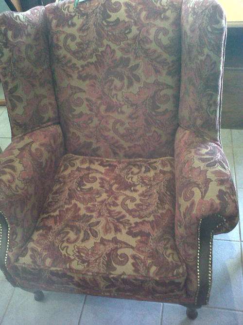 Floral wingback