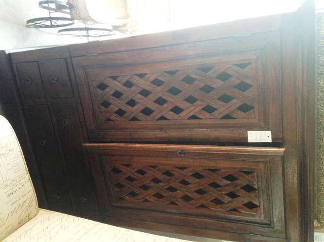 TV Cabinet with Drawers