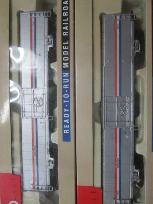 amtrak material handling cars x 2