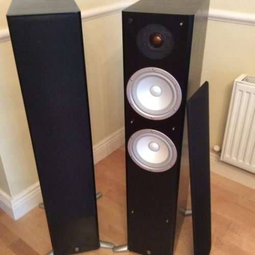 YAMAHA NS525F (1 Speaker tweeter Pressed in but working 100%)