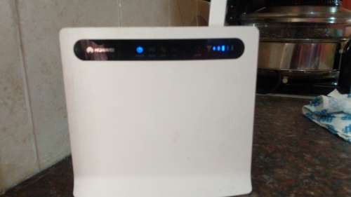 HUAWEI B593s ROUTER