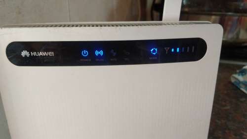 HUAWEI B593s ROUTER
