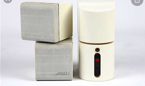 BOSE DOUBLE CUBE SPEAKER (2x black 3xWhite)