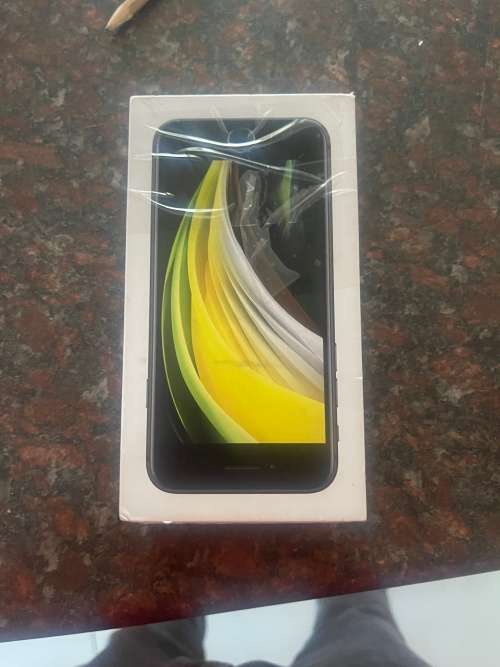 IPhone 8 64GB and Samsung Watch 4