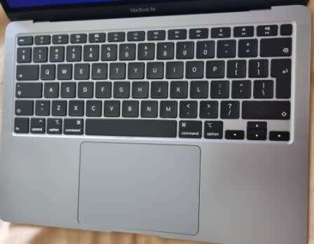 Apple MacBook Air 13` 2020 M1 (battery count 32)